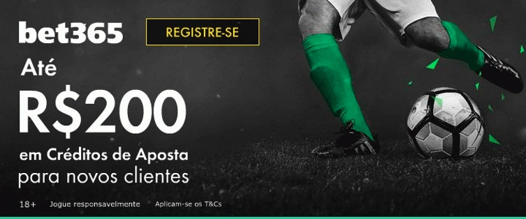 Banner do bônus de R$200 do bet365 brasil com uma imagem de fundo  a preto e branco de um jogador de futebol a jogar 